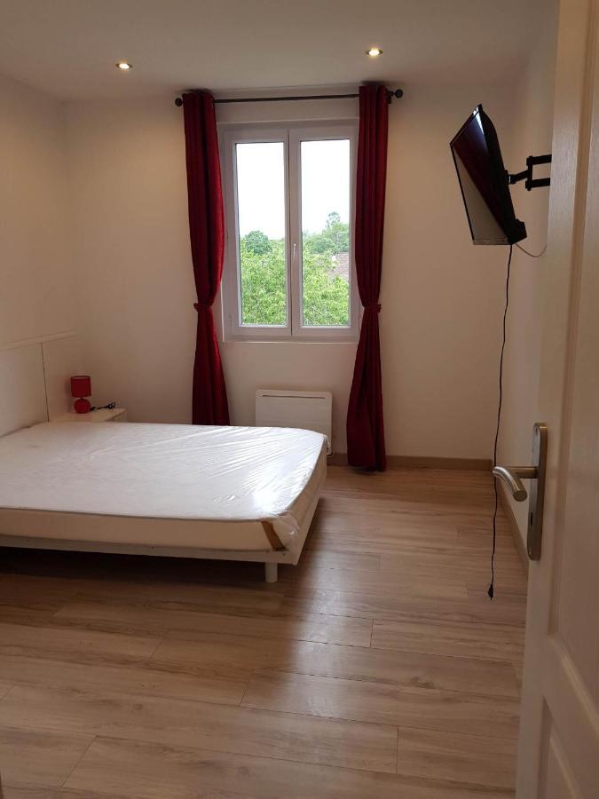 05 - Tres Joli 3 Pieces Neuf 2 Chambres, Logement Tout Equipe Pour 1 A 4 Personnes Maximum, Vue Sur Jardin Avec Parking Privatif, Grand Fourgon Possible, Tout Le Linge De Maison Est Fourni Annesse-et-Beaulieu Exterior foto